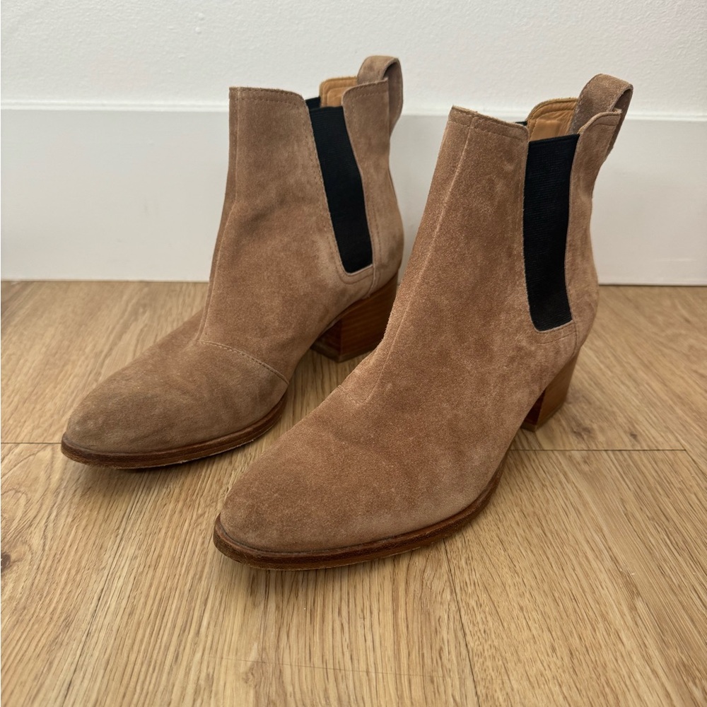 rag & bone ICONS Hazel Tan Brown Suede Chelsea Boots